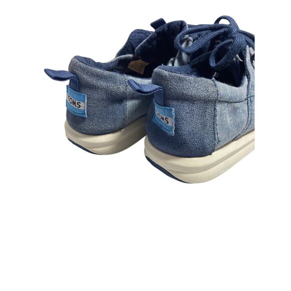 TOMS Blue Faux Denim Front Lace Sneakers Sz. 7 - Picture 2 of 6